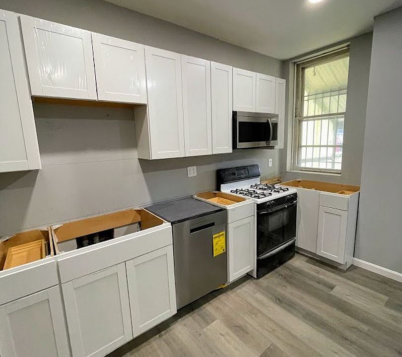 1st image of 3227 Dawson St #11060367