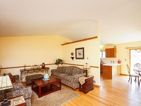 3rd image of 4307 Hadley Cir N