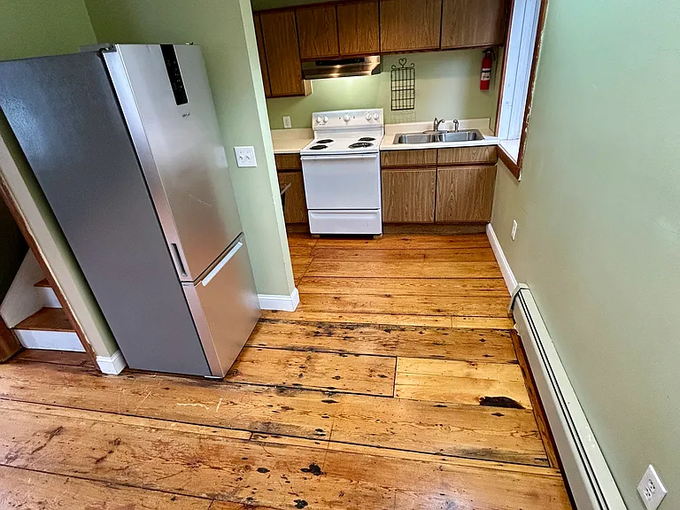 59 Pleasant St #202 — Photo 14