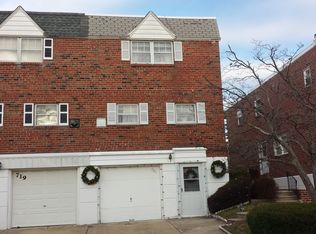 721 Bergen St, Philadelphia, PA 19111
