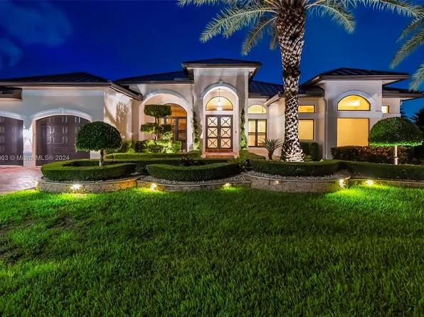 3903 SW 189th Ave, Miramar, FL 33029