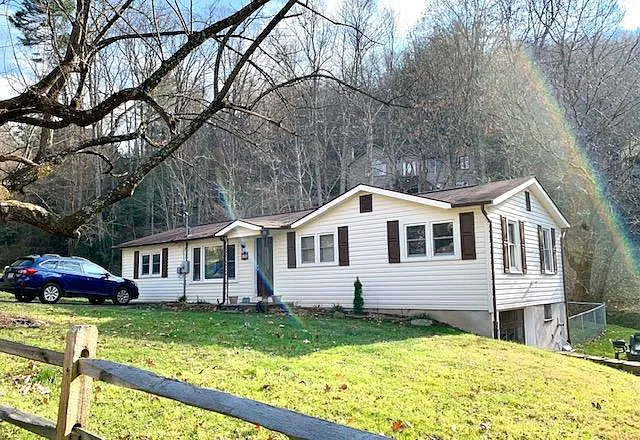 139 Spooks Branch Rd — Photo 13