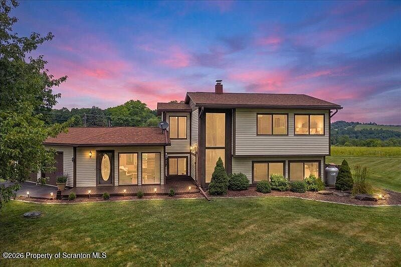 1st image of 3 Eastwoods Rd