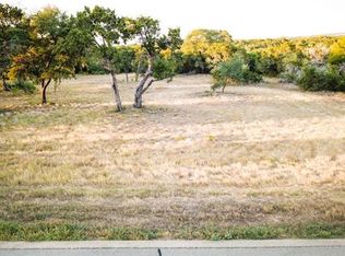 8205 Retreat Blvd, Cleburne, TX 76033