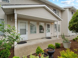 18220 SE Pine St, Portland, OR 97233