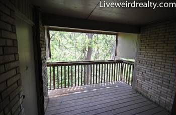4th image of 1824 S I H 35 APT 102