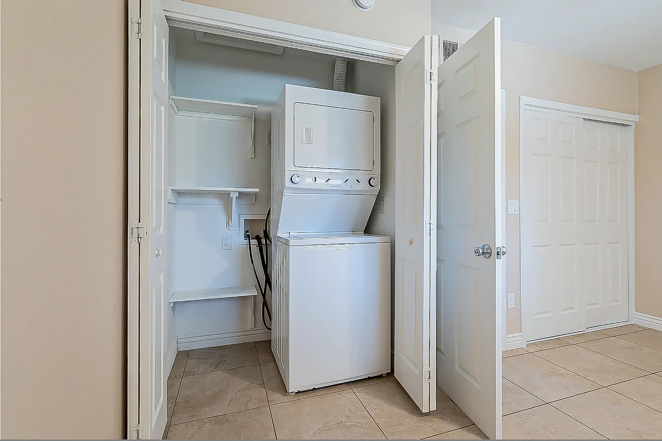 1 bed, 640 sqft, $1,250 — Photo 2