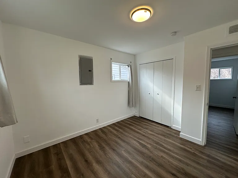 1615 E Greig Ave — Photo 23