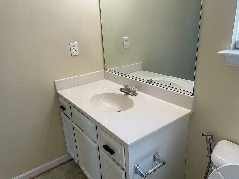 4781 Cullen Rd — Photo 8