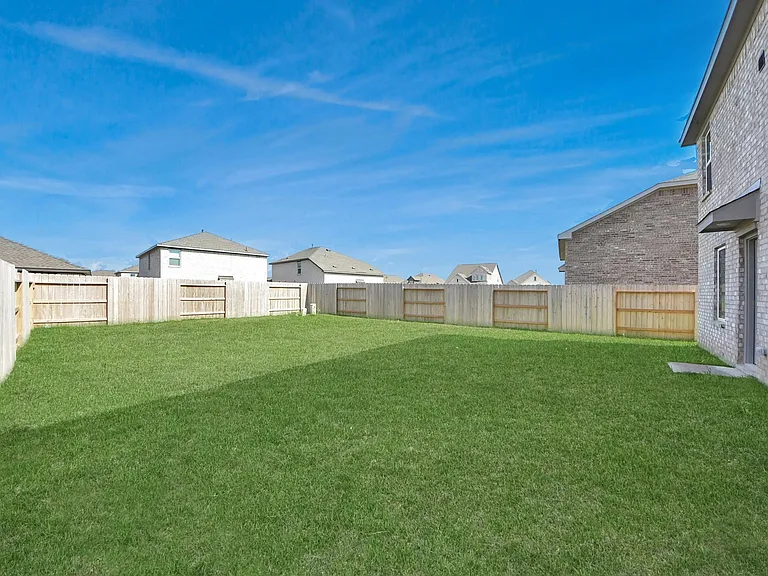 10410 Birds Nest Dr — Photo 39
