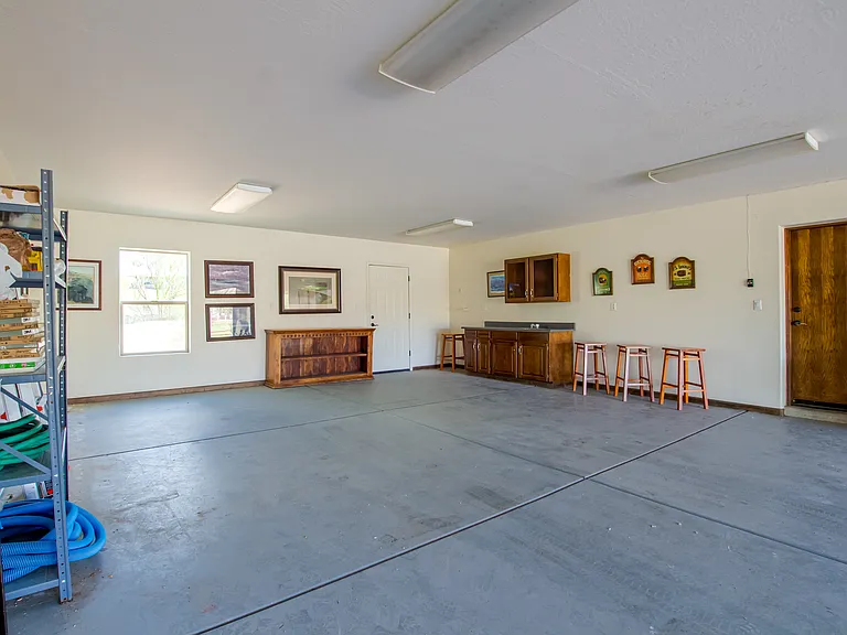 16915 E Jacklin Dr — Photo 40