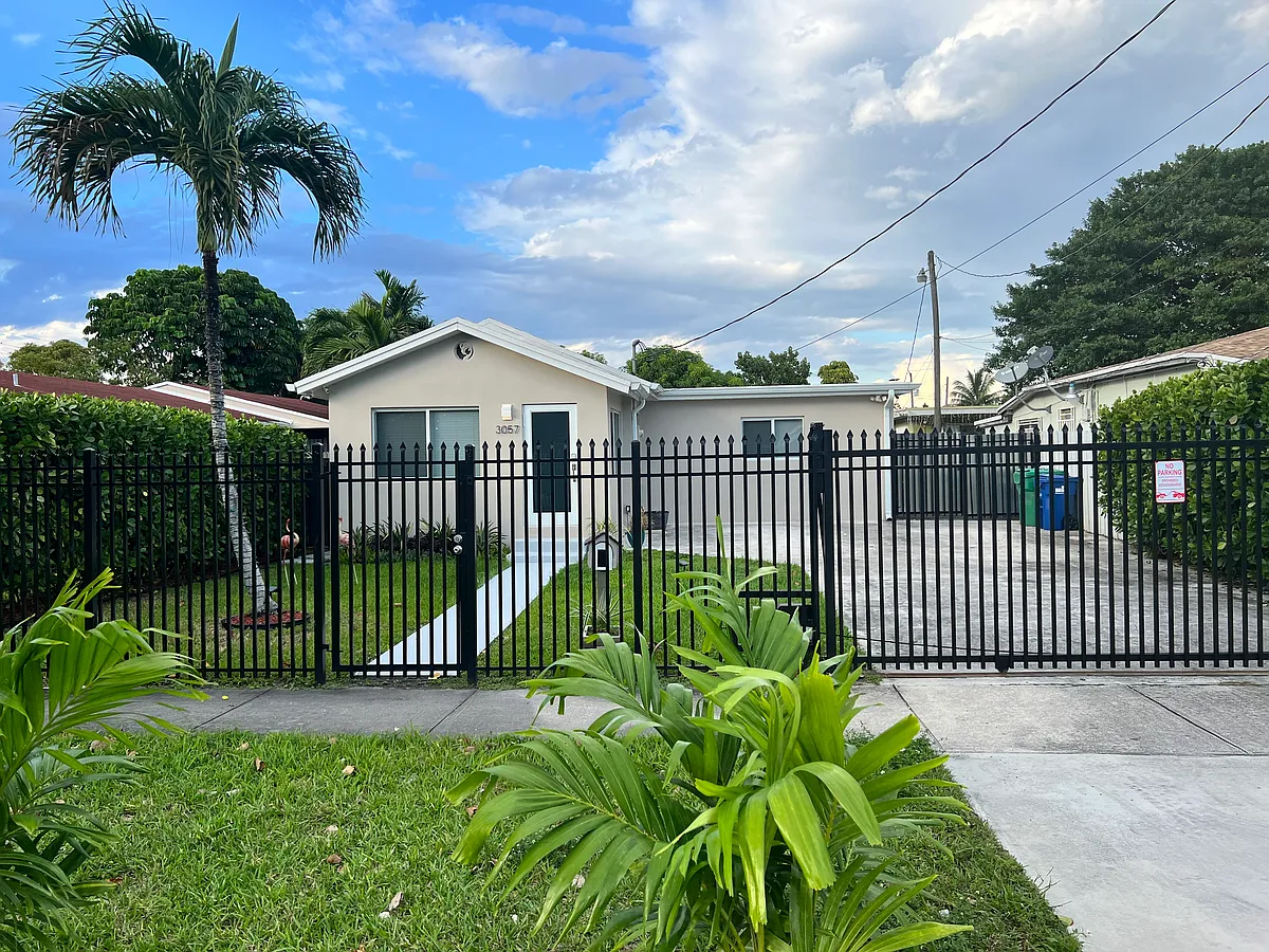 Street view - 3057 NW 30th St