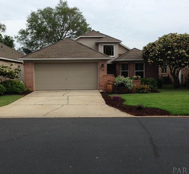 1st image of 4096 Longwood Cir