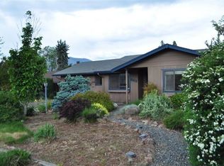 862 Oak Knoll Dr, Ashland, OR