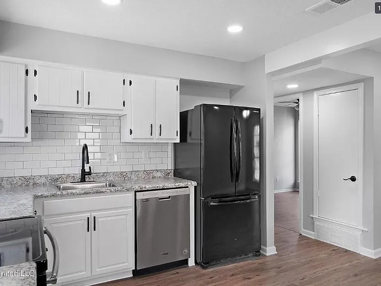 6540 Riverdale Rd #1 — Photo 16