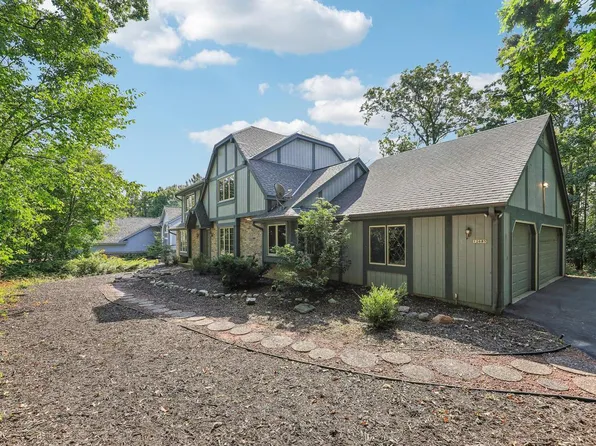 12685 West Bobwood ROAD, New Berlin, WI 53151