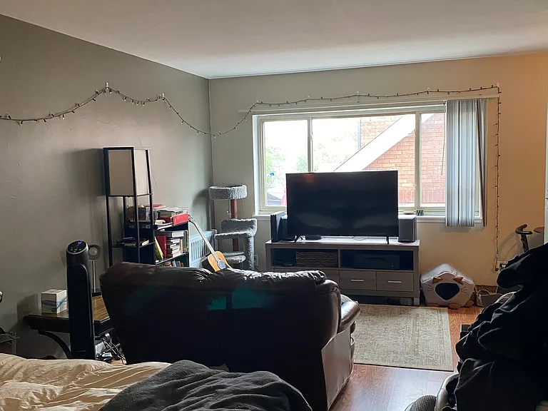 2315 Colfax Ave S #33 — Photo 4