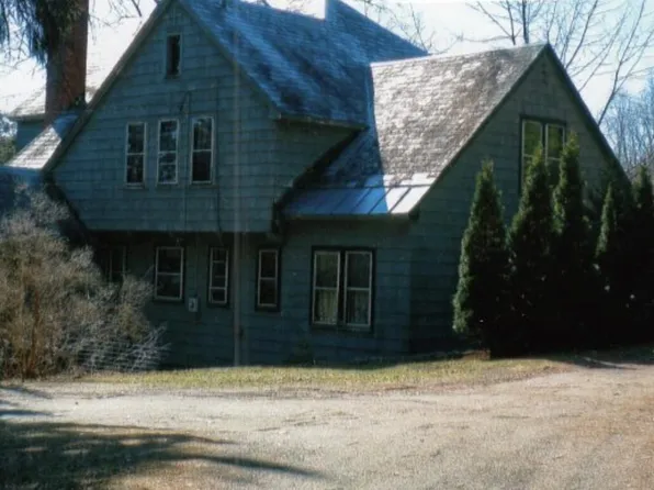 3160 Broad Street, Port Henry, NY 12960