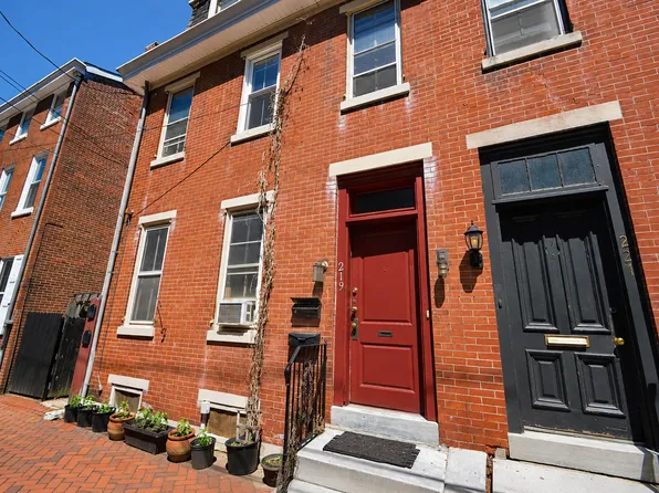219 Wood St APT B, Burlington, NJ 08016