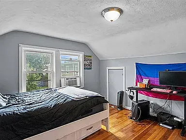 29 Windmill St #1 — Photo 7