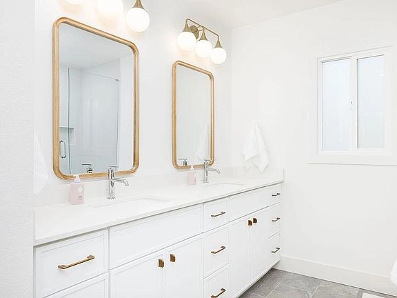 4th image of 2442 E Claire Dr #4
