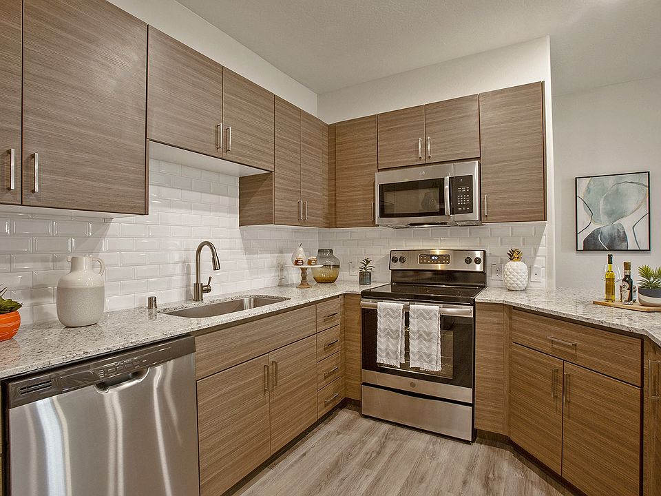 Modern, Open Kitchen