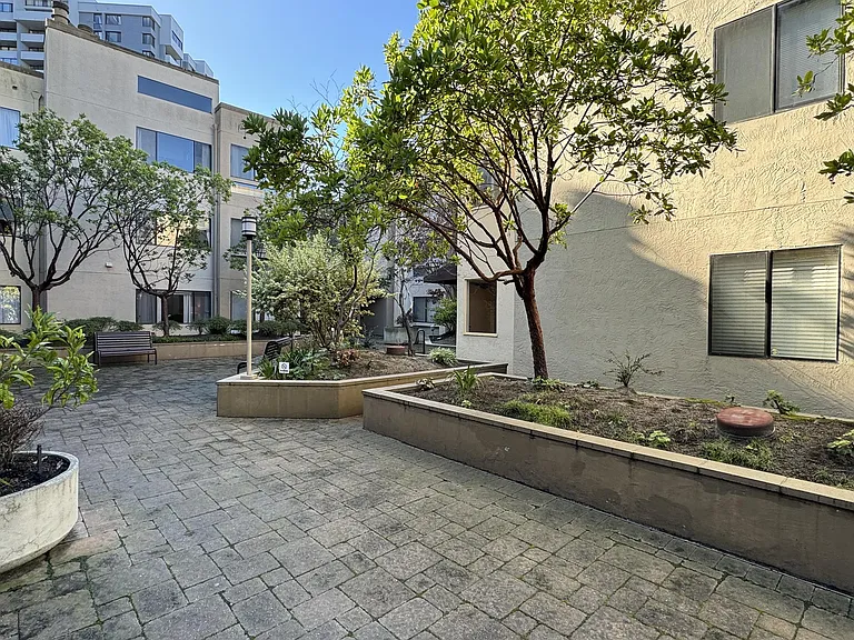 545 Pierce St #2110 — Photo 24