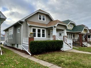 1917 S 71st St, West Allis, WI 53219