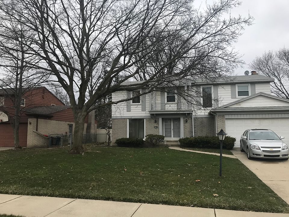 1st image of 21340 Constitution Dr