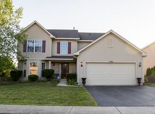 296 Berkeley Dr, Bolingbrook, IL 60440