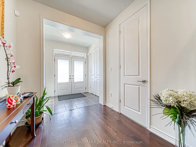 294 Valermo Dr — Photo 3