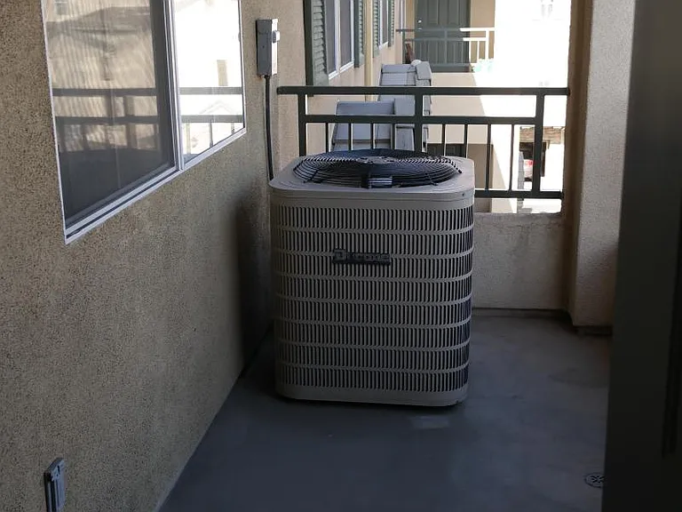 1875 Cannes Pl #334 — Photo 3