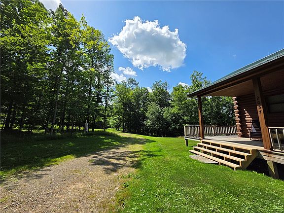3rd image of 2057 Wycoff Rd