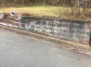 2005 Spring Ave, Halifax, VA 24592