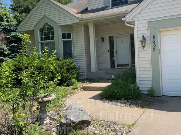 8636 Pheasant Run Rd, Woodbury, MN 55125