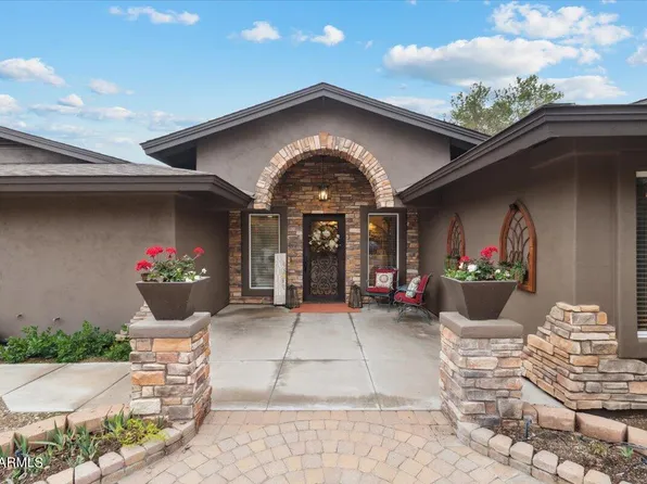 5213 W SAGUARO PARK Lane, Glendale, AZ 85310