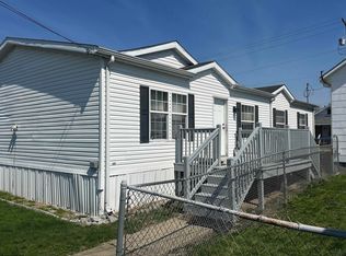 1317 N River Ave, Weston, WV 26452