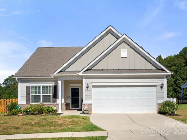 12828 Aberdeen Park Dr, Huntersville, NC 28078