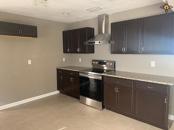 5th image of 1610 W Princess Jeanne Dr