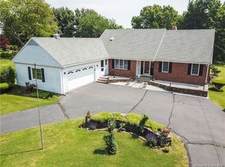 130 Thornbush Rd, Wethersfield, CT 06109