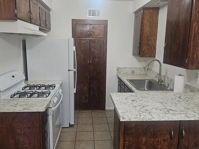 7328 Newlin Ave — Photo 3