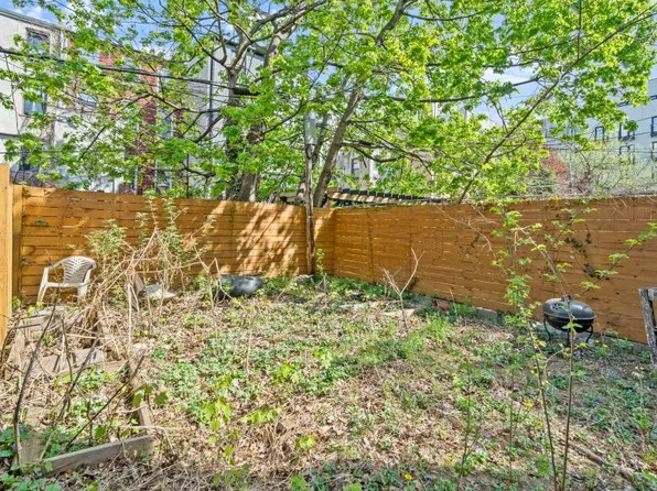 63 Jefferson Avenue image 1 of 2