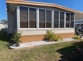 300 Shoreland Dr, Fort Myers, FL 33905