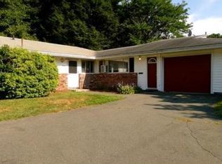 7 Pequot Rd, Peabody, MA 01960