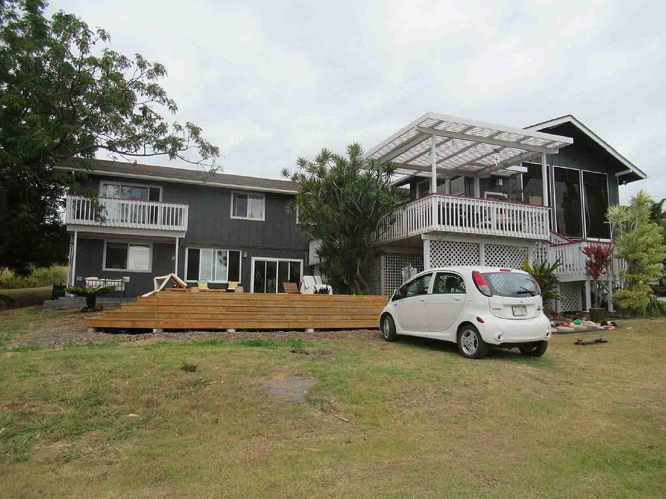 Yoga deck in front of unit