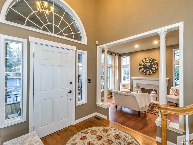 5102 57th Avenue Ct W — Photo 2