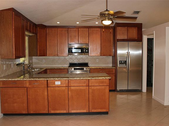 2nd image of 8500 SW 180th St