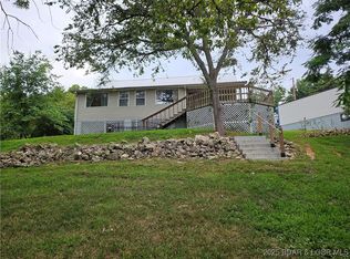 22 Launching Lndg, Edwards, MO 65326