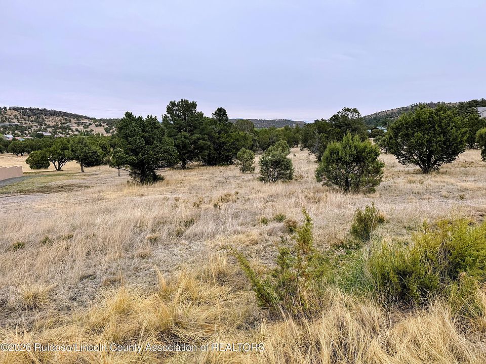 1st image of 205 Saddleback Rd
