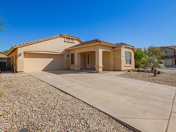 3rd image of 20931 N LEONA Boulevard